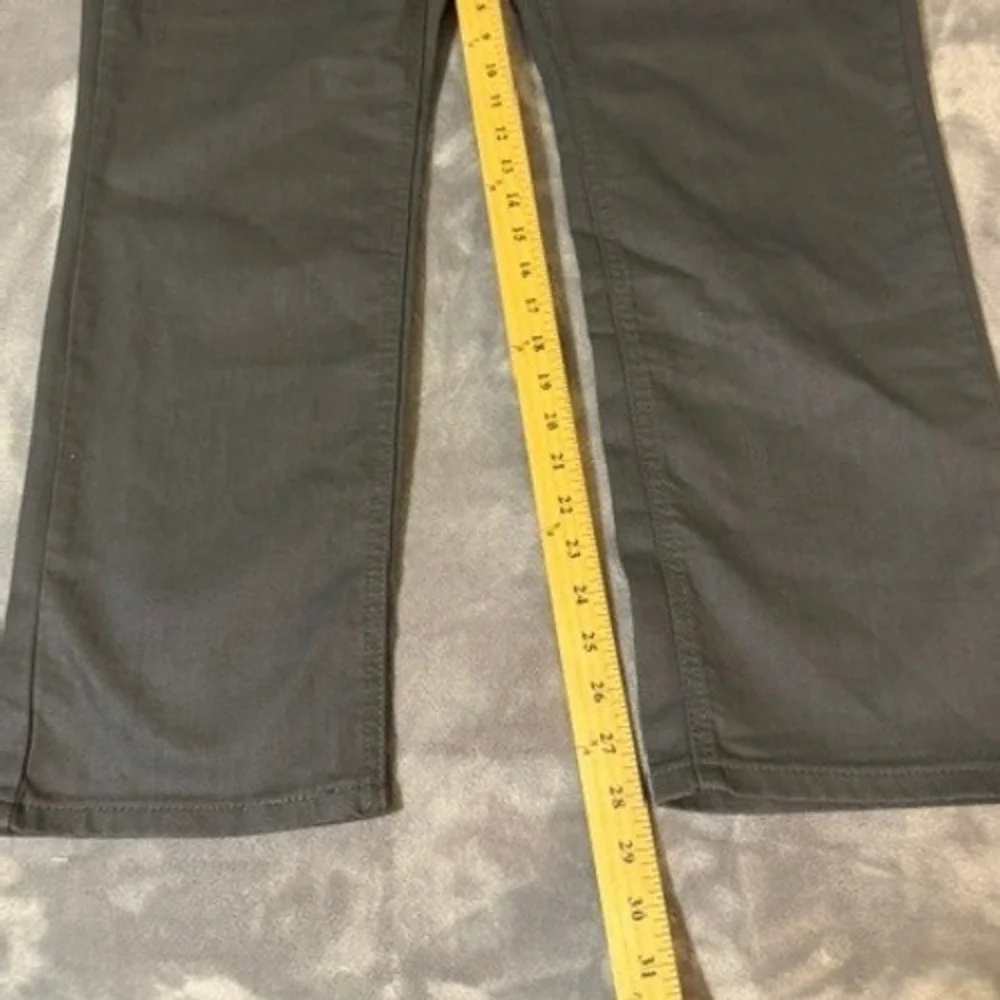 Levi's 541 Athletic Taper Grey Stretch Pants Men's Size 38x30 New with Tags